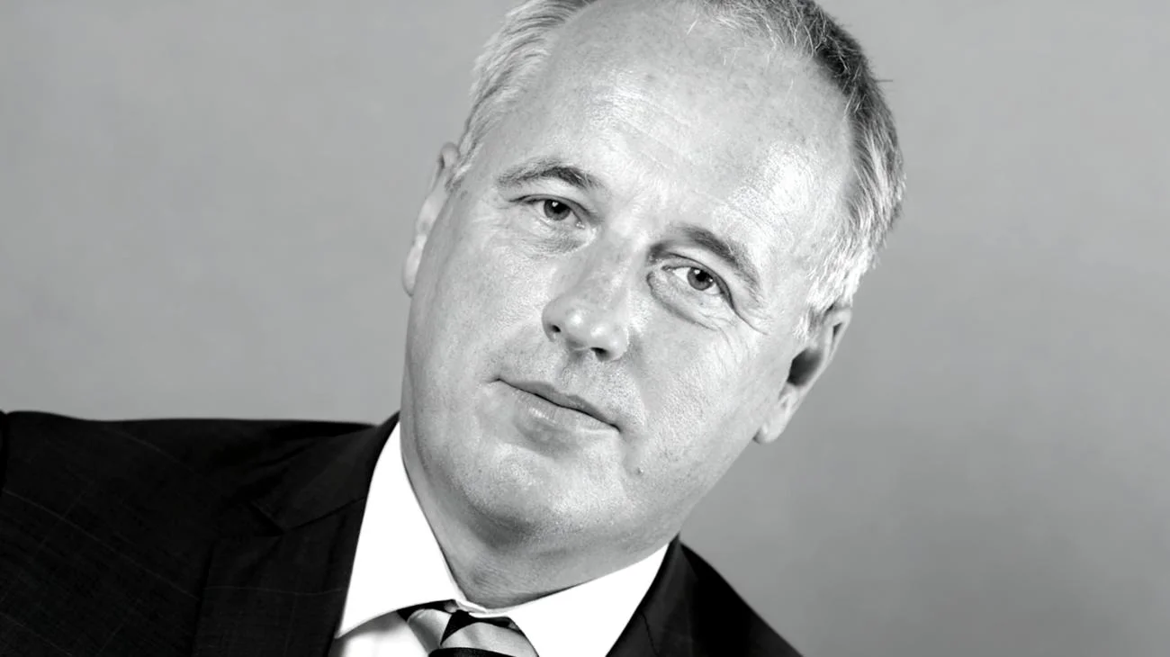 Rüdiger Erben kollabierte beim Sport: Sein plötzlicher Tod zeigt, wie schnell es gehen kann 2026-01-22T11:33:39.679Z"